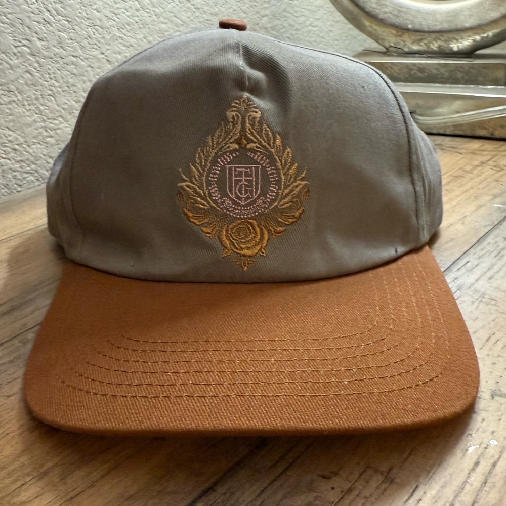 Honor The Gift Heritage Crest Logo Snap-Back View 5